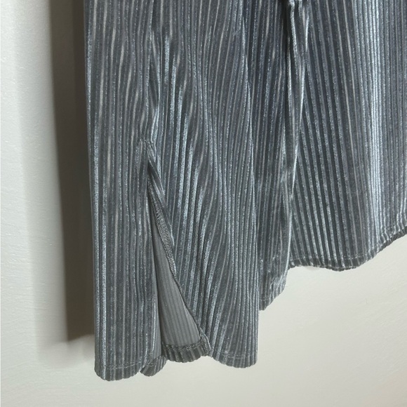 Dantelle Gray Crushed Velvet Striped Long Sleeve Top - Picture 2 of 5